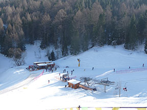 Dolná stanica zo zjazdovky Slalomák /foto: Matej Petőcz 20.2.2015/