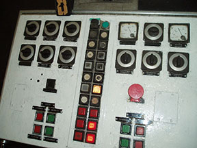 Ovládací panel vozňa č. 1 /foto: Andrej Bisták 31.3.2007/