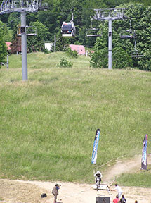 skok v cieli /foto: Peťo z Lamača 22.6.2008/