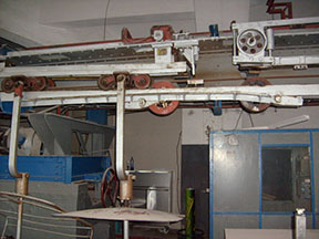 dolní stanice ve stavu před rekonstrukcí na restauraci /foto: Jakob Schuler - www.skilift-nostalgie.ch 05/2008/